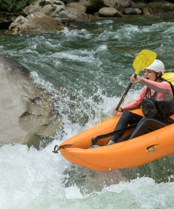 inflatable kayak on the Jondachi river